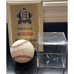 Vtg Dave Bergman Autographed OML Baseball Detroit Tigers Display Case Detroit